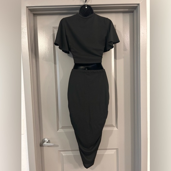 Front Knot Top + Midi Skirt Set - Picture 6 of 6